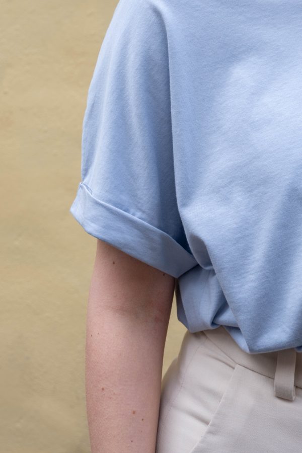 Lichtblauw oversized T-shirt | Rolled sleeve